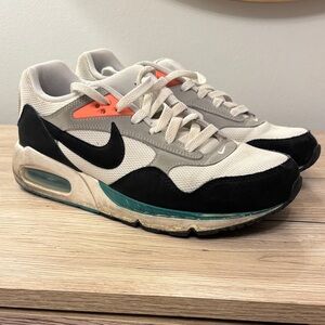 Nike Air Women’s sneaker